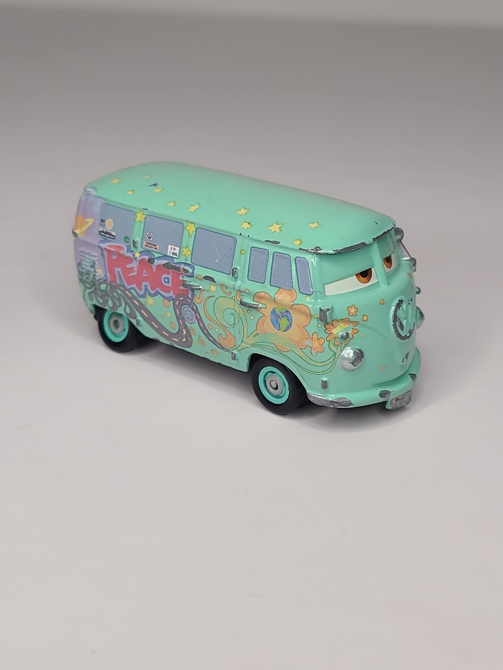 Disney Pixar Cars Fillmore VW Volkswagen Bus Hippie Van Diecast